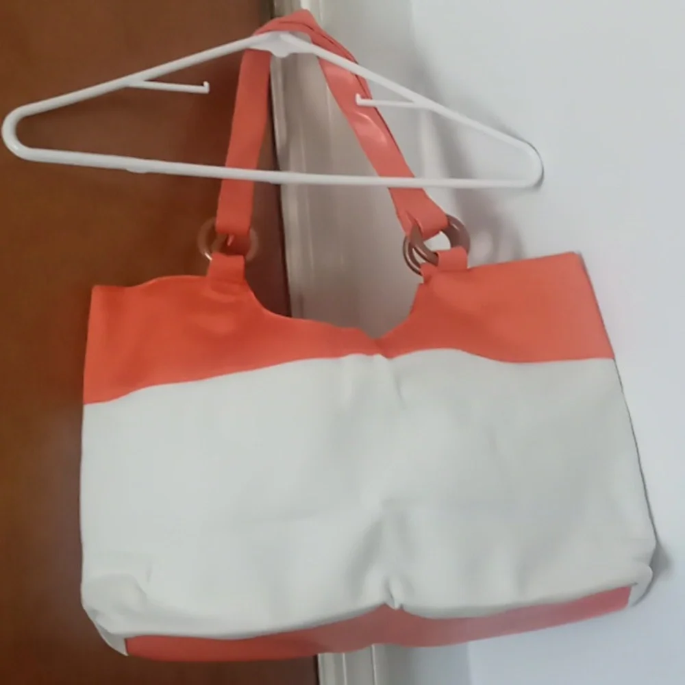 Tote Handbag - Picture 4 of 7